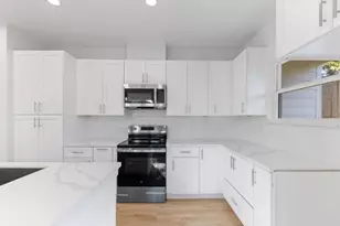 4227 Gunter St, Houston, TX 77020 - Photo 9