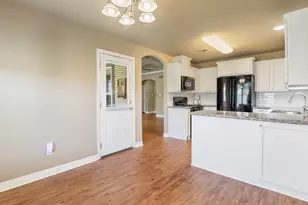4804 Stingray Dr, Bay City, TX 77414 - Photo 11