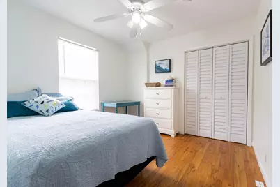 16721 Edward Teach Road, Jamaica Beach, TX 77554 - Photo 17