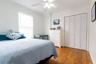 16721 Edward Teach Rd, Jamaica Beach, TX 77554 - Photo 17