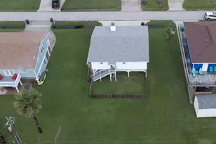 16721 Edward Teach Rd, Jamaica Beach, TX 77554 - Photo 41