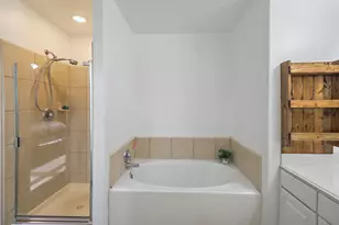 8118 Rosemary Drive, Baytown, TX 77521 - Photo 19