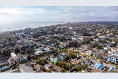 1114 12th Street, Galveston, TX 77550 - Photo 3