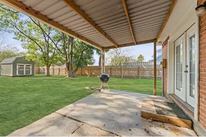 606 Lazy Lane, Anahuac, TX 77514 - Photo 3