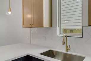 7956 Bonaire Unit A/B St, Houston, TX 77028 - Photo 13