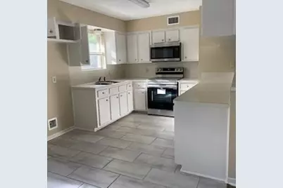 102 Libby Circle, Willis, TX 77378 - Photo 9
