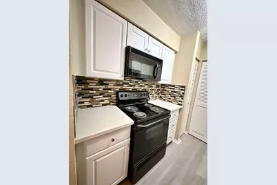 3630 Ocee Street, Houston, TX 77063 - Photo 5