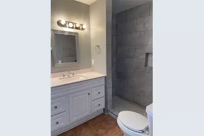 8321 Homewood Lane #A, Houston, TX 77028 - Photo 5