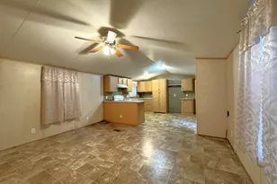 403 N Pitzer St, Colmesneil, TX 75938 - Photo 9