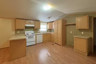 403 N Pitzer St, Colmesneil, TX 75938 - Photo 13