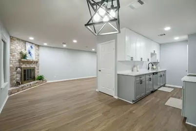 7931 Ellinger Lane, Houston, TX 77040 - Photo 9