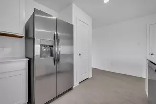 26710 Scarlet Willow Dr, Katy, TX 77493 - Photo 9