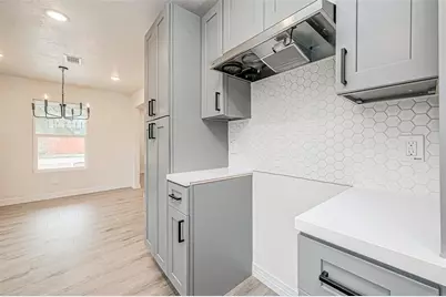 9226 Everglade Drive, Houston, TX 77078 - Photo 11