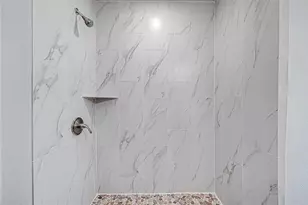 9226 Everglade Dr, Houston, TX 77078 - Photo 19