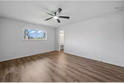 210 Ridgemont Drive, Alvin, TX 77511 - Photo 21