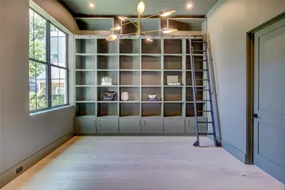 1916 Addison Road, Houston, TX 77030 - Photo 7