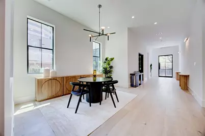 1916 Addison Road, Houston, TX 77030 - Photo 9