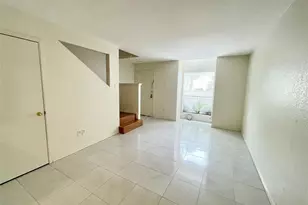 2100 Wilcrest Dr, Houston, TX 77042 - Photo 5