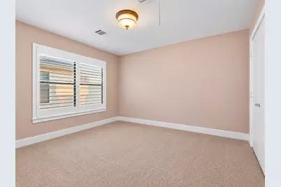 5941 South Loop E #504, Houston, TX 77033 - Photo 17