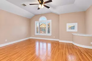 5941 S Loop E, Houston, TX 77033 - Photo 11