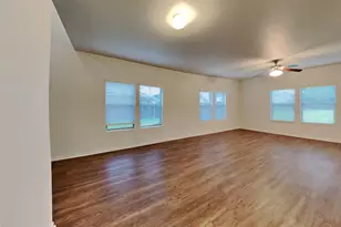2838 Wisner Cir, Houston, TX 77014 - Photo 9