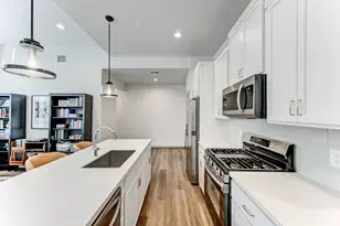 737 N Emile St, Houston, TX 77020 - Photo 21