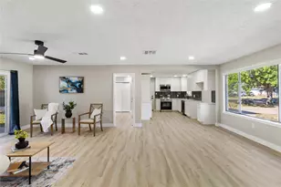 303 21st Ave N, Texas City, TX 77590 - Photo 11