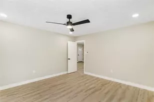 303 21st Ave N, Texas City, TX 77590 - Photo 21