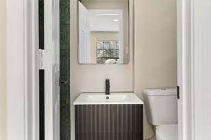 303 21st Ave N, Texas City, TX 77590 - Photo 19