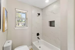 303 21st Ave N, Texas City, TX 77590 - Photo 23