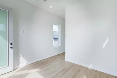 4025 Avenue M, Galveston, TX 77550 - Photo 27