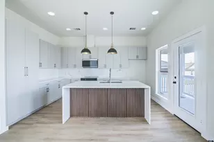 4025 Avenue M, Galveston, TX 77550 - Photo 17