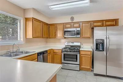 3727 Village Grove Drive, Humble, TX 77396 - Photo 7