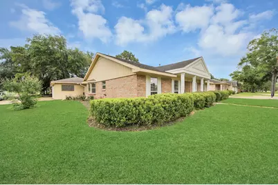 15703 El Camino Real, Houston, TX 77062 - Photo 3