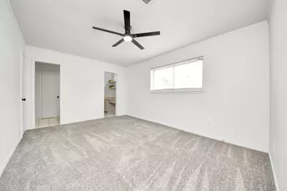 15703 El Camino Real, Houston, TX 77062 - Photo 13