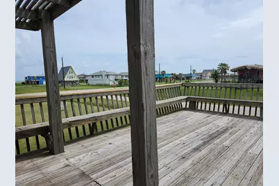 522 Surf Drive, Surfside Beach, TX 77541 - Photo 5