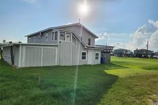 522 Surf Dr, Surfside Beach, TX 77541 - Photo 1