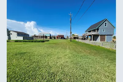 522 Surf Drive, Surfside Beach, TX 77541 - Photo 25
