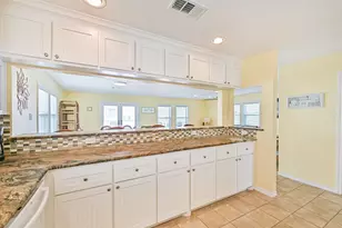 4222 Spanish Main, Jamaica Beach, TX 77554 - Photo 15