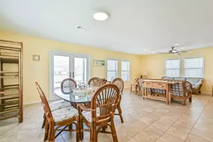 4222 Spanish Main, Jamaica Beach, TX 77554 - Photo 9
