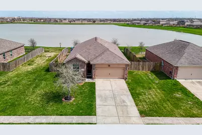 9803 Garnet Grove Drive, Rosharon, TX 77583 - Photo 1