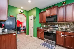 9803 Garnet Grove Dr, Rosharon, TX 77583 - Photo 15