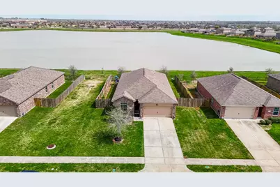 9803 Garnet Grove Drive, Rosharon, TX 77583 - Photo 3