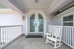 208 Coconut St, Tiki Island, TX 77554 - Photo 9