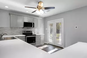 3122 Ash Dr, Dickinson, TX 77539 - Photo 21