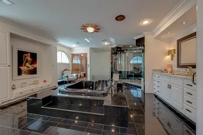 12445 Memorial Drive, Houston, TX 77024 - Photo 33