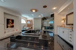 12445 Memorial Dr, Houston, TX 77024 - Photo 33