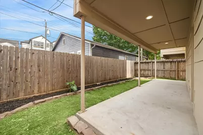 1105 W 21st Street #B, Houston, TX 77008 - Photo 23