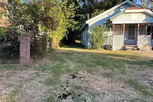 2109 Carolina Ave, Baytown, TX 77520 - Photo 11