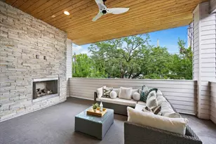 1525 Dorothy St, Houston, TX 77008 - Photo 3
